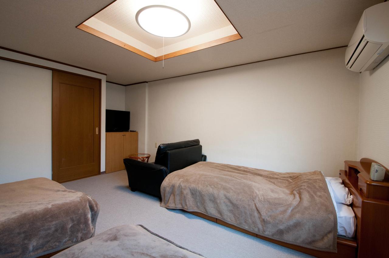 Reimeien Ōsaka Extérieur photo