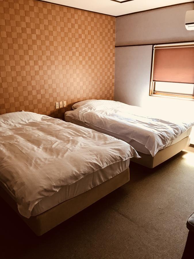 Reimeien Ōsaka Extérieur photo